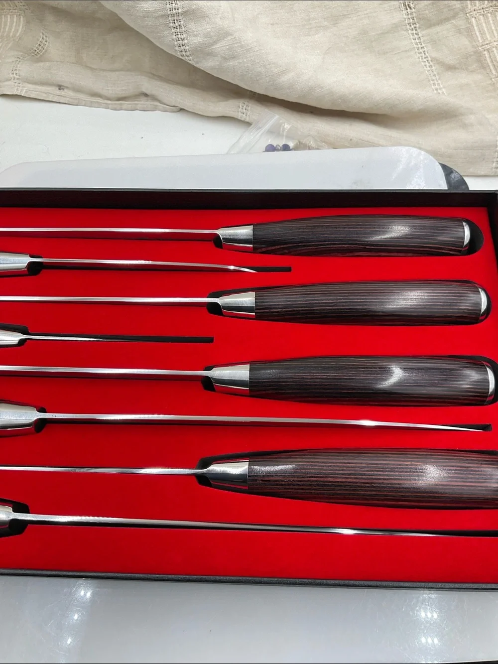 Seido Knives (LogoDisplayInRed&White on Black Box) Japanese Handmade Chef Knives